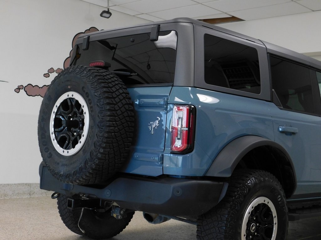 Ford Bronco Outer Banks 4-Door w/Advanced 2022