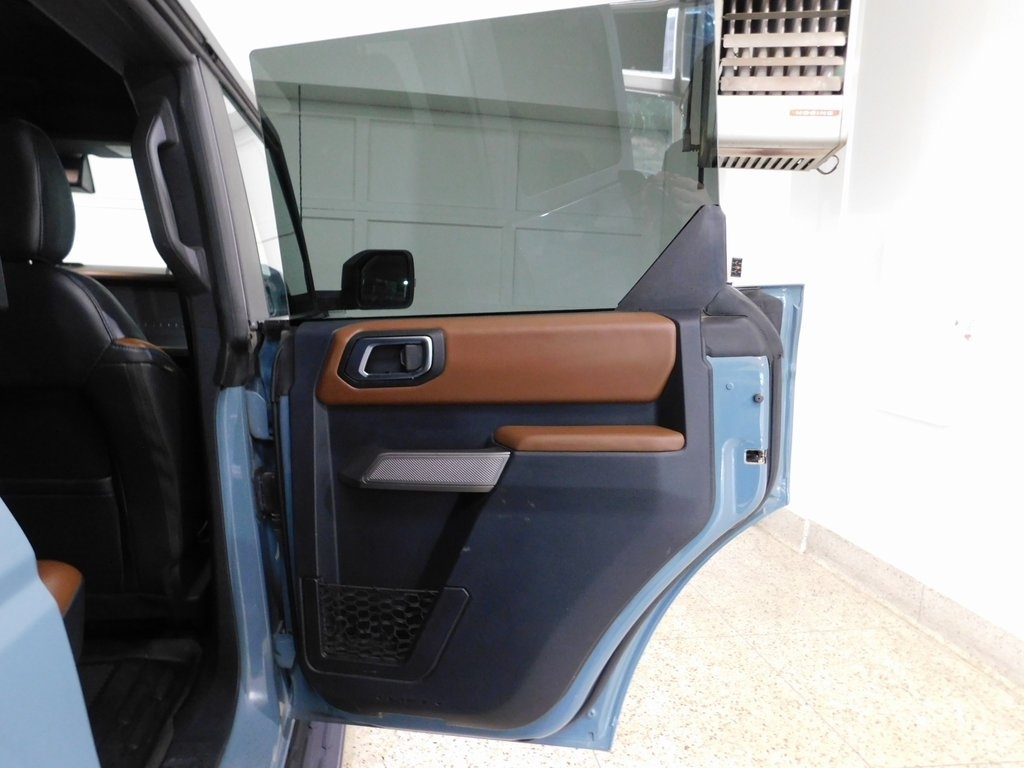 Ford Bronco Outer Banks 4-Door w/Advanced 2022