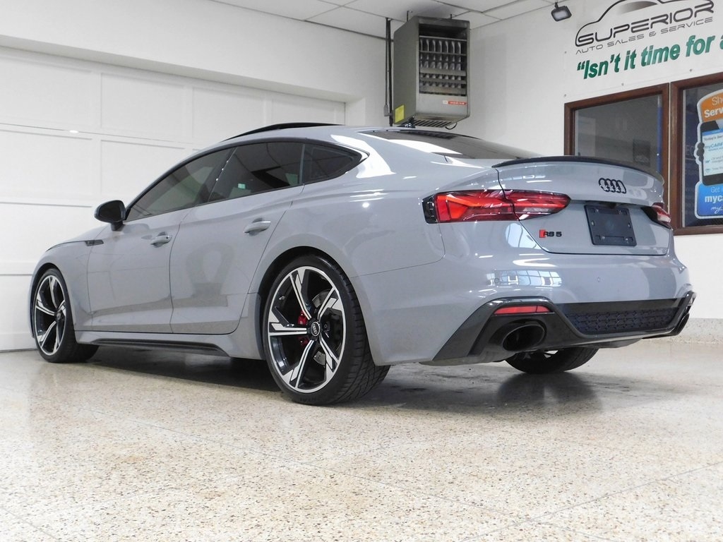 2022 Audi RS 5 photo 4