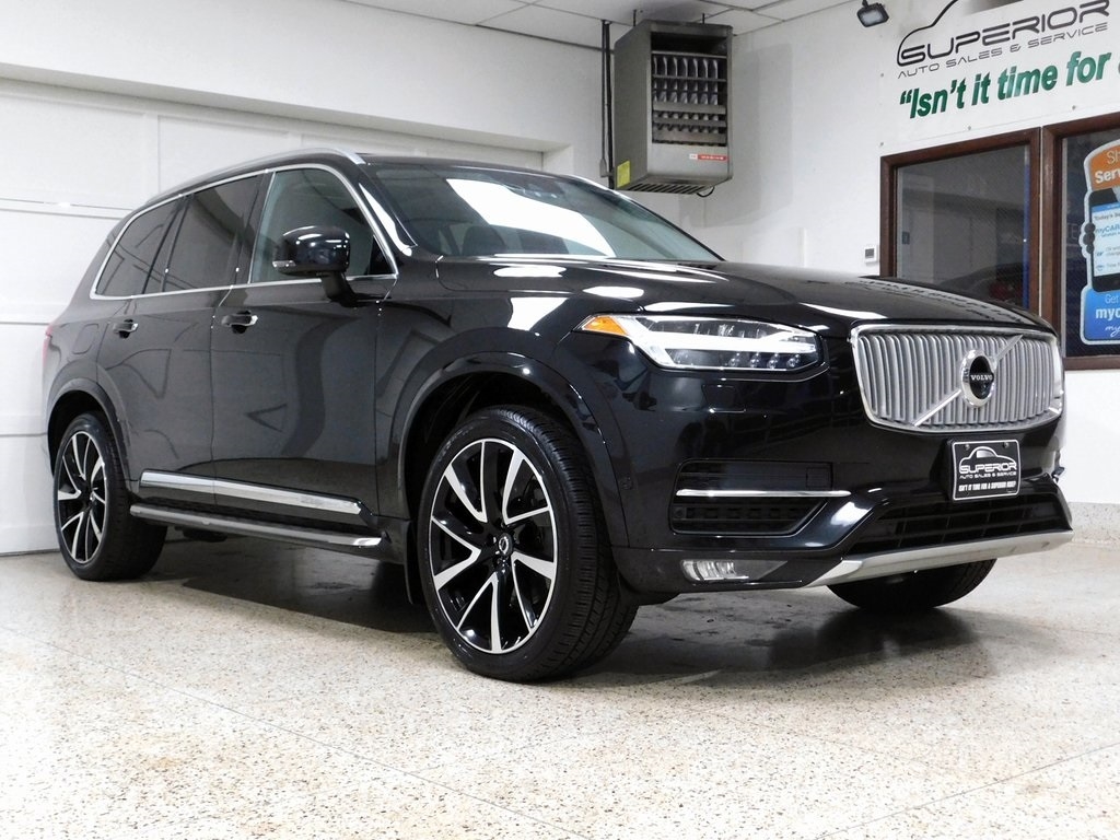 2019 Volvo XC90 T6 Inscription AWD photo 3