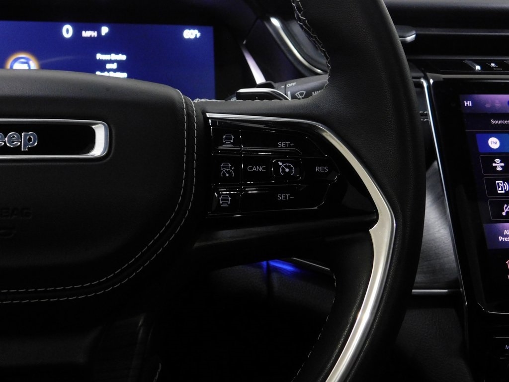 Jeep Grand Cherokee L Overland 4WD 2022