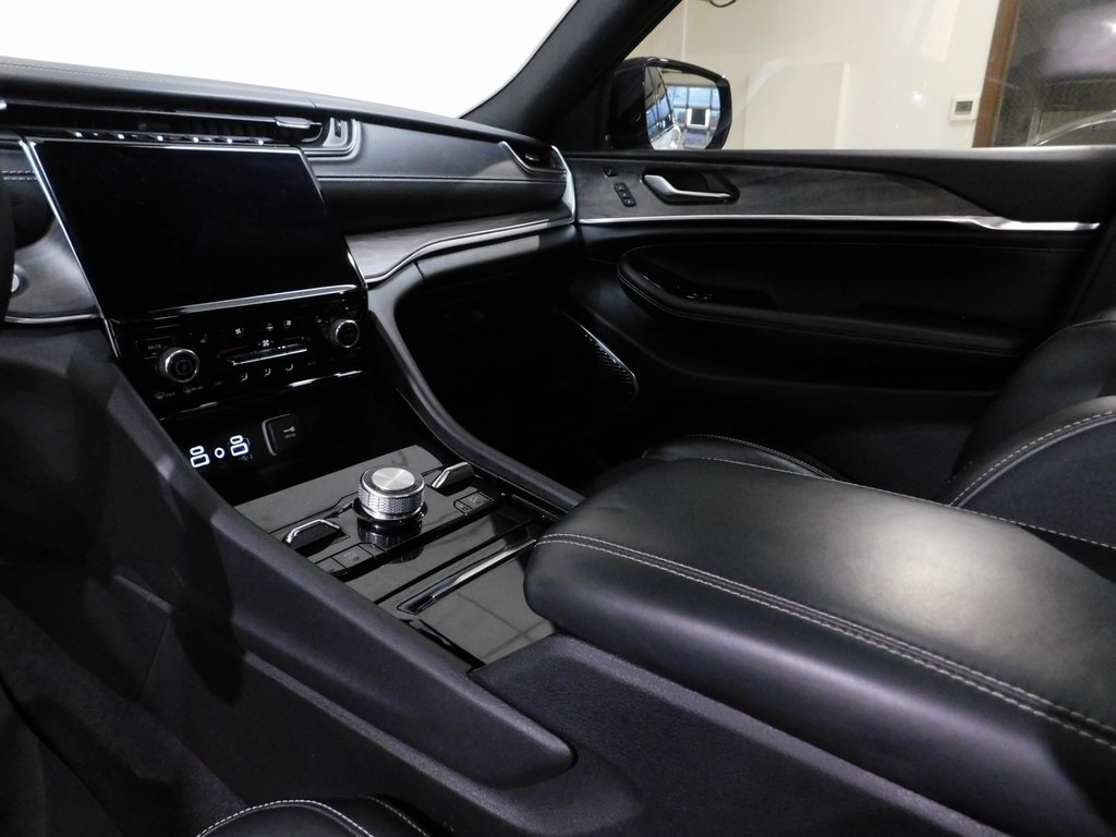 Jeep Grand Cherokee L Overland 4WD 2022