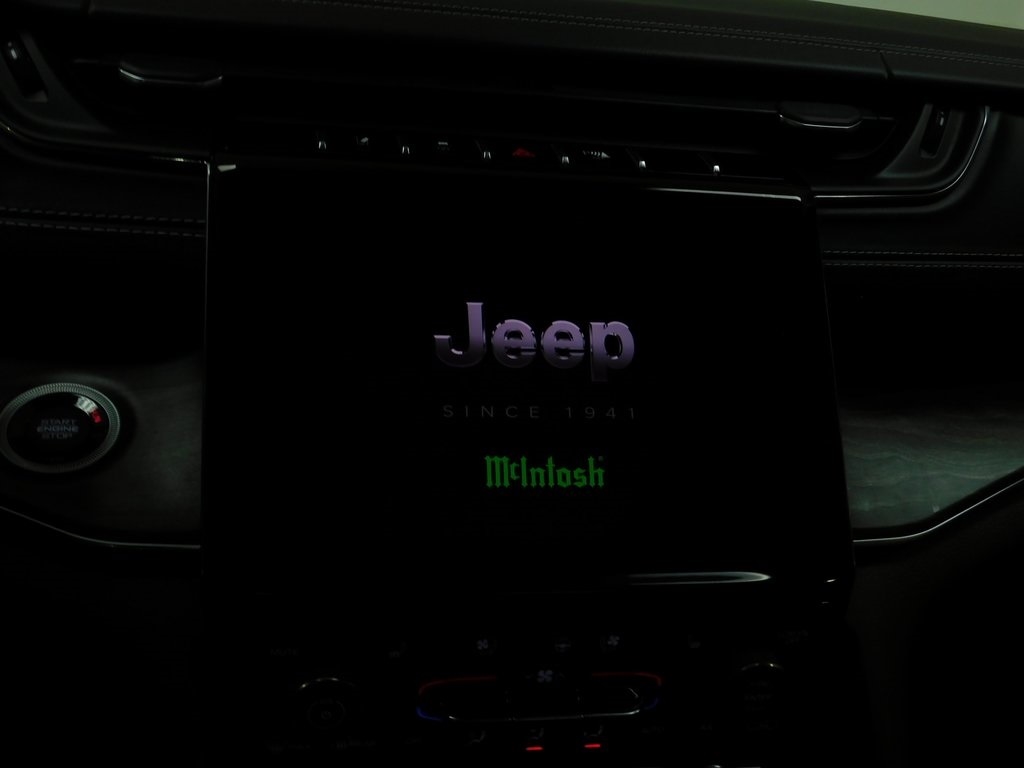 Jeep Grand Cherokee L Overland 4WD 2022