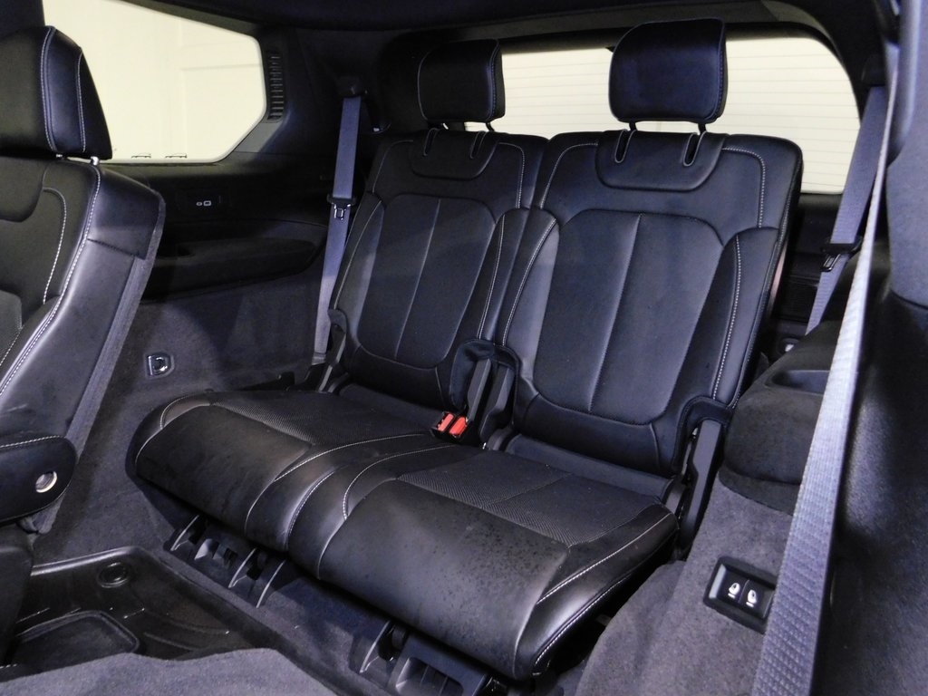 Jeep Grand Cherokee L Overland 4WD 2022