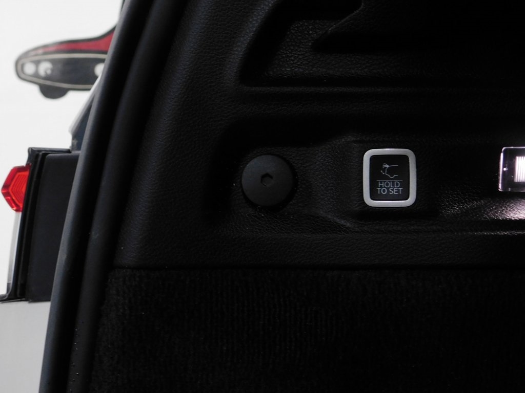 Jeep Grand Cherokee L Overland 4WD 2022