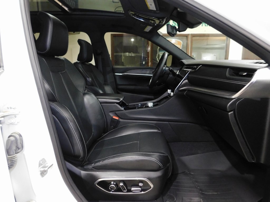 Jeep Grand Cherokee L Overland 4WD 2022