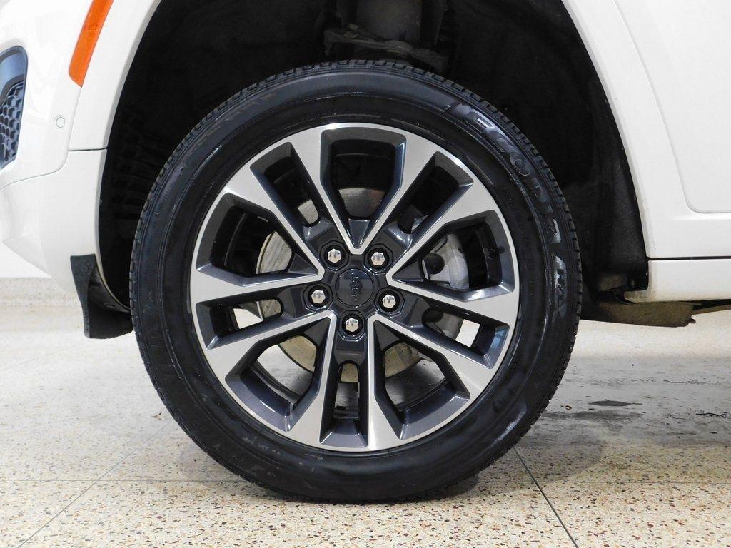 Jeep Grand Cherokee L Overland 4WD 2022