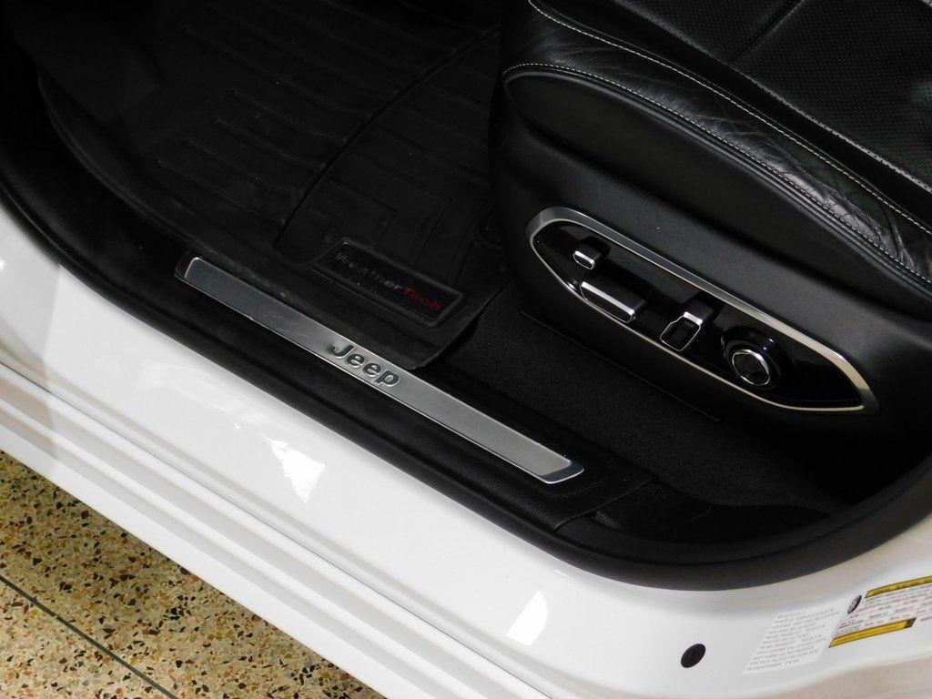 Jeep Grand Cherokee L Overland 4WD 2022