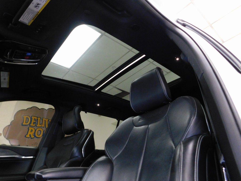 Jeep Grand Cherokee L Overland 4WD 2022