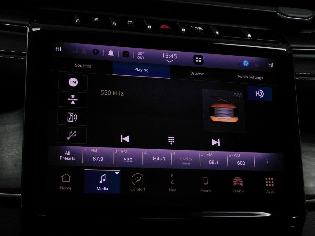 Jeep Grand Cherokee L Overland 4WD 2022