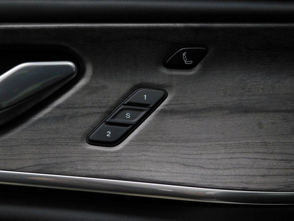 Jeep Grand Cherokee L Overland 4WD 2022