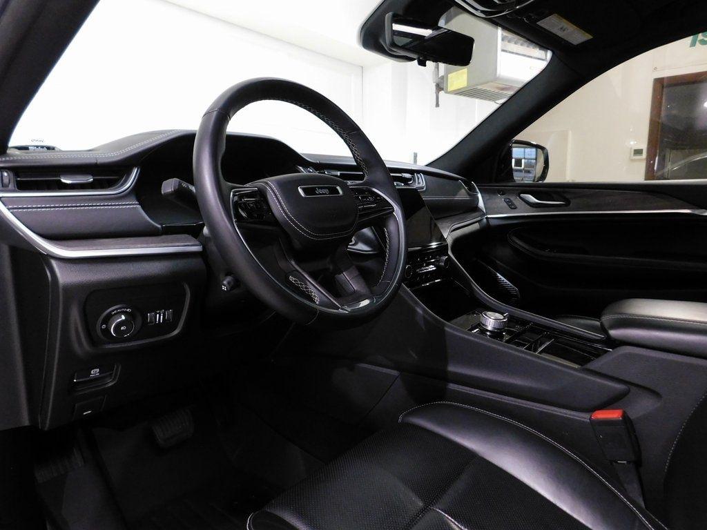 Jeep Grand Cherokee L Overland 4WD 2022