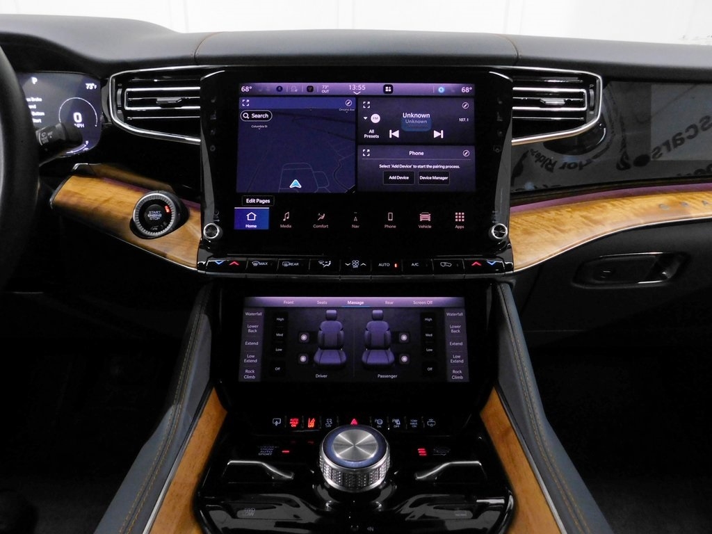 Jeep Grand Wagoneer Series II 4WD 2022