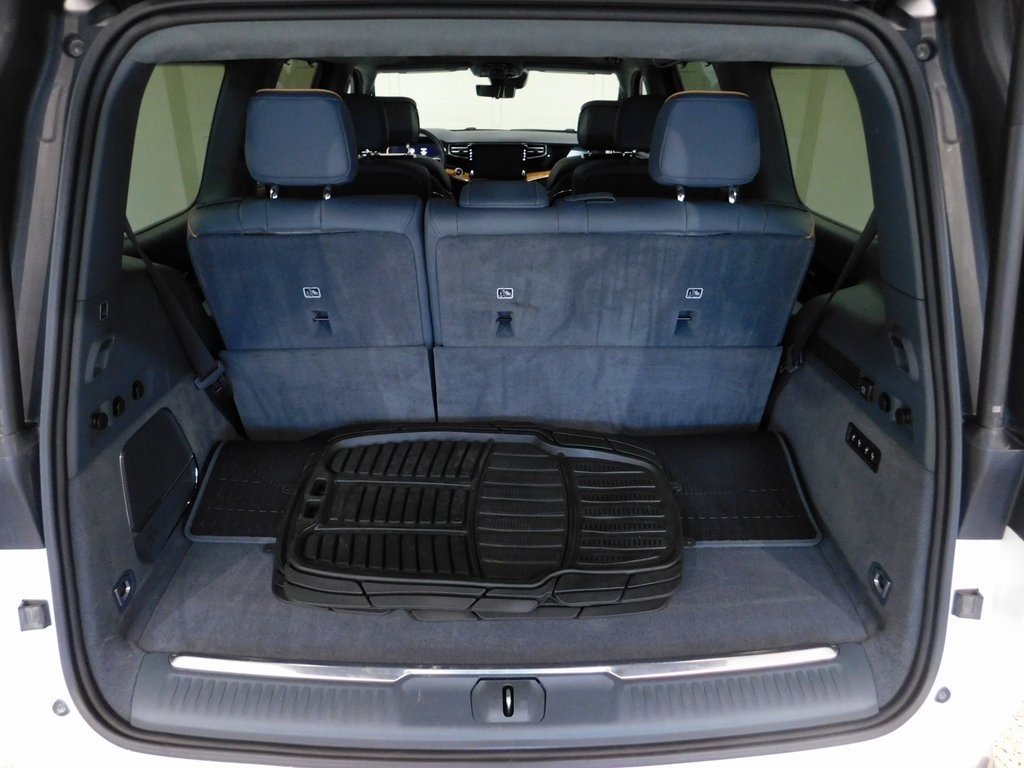 Jeep Grand Wagoneer Series II 4WD 2022