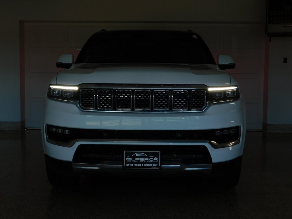 Jeep Grand Wagoneer Series II 4WD 2022