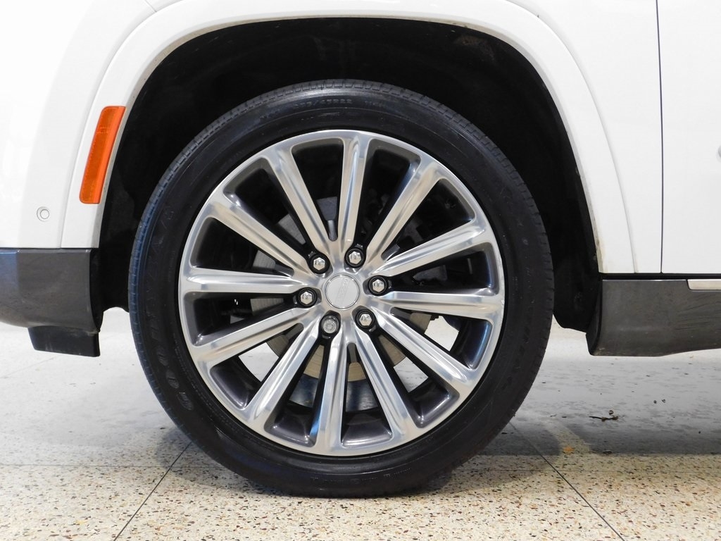 Jeep Grand Wagoneer Series II 4WD 2022