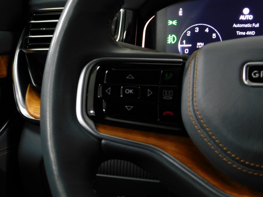 Jeep Grand Wagoneer Series II 4WD 2022