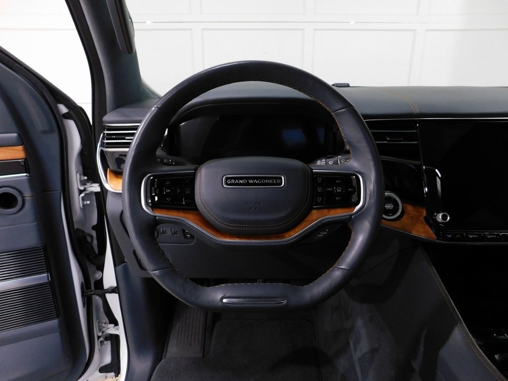 Jeep Grand Wagoneer Series II 4WD 2022