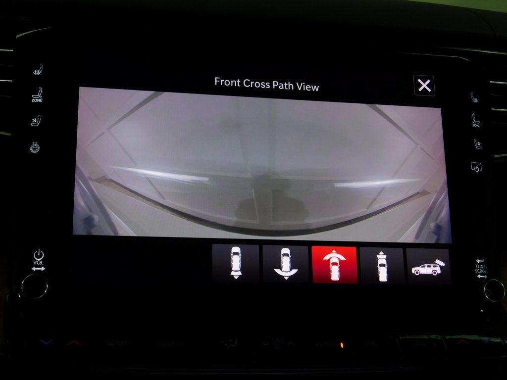 Jeep Grand Wagoneer Series II 4WD 2022