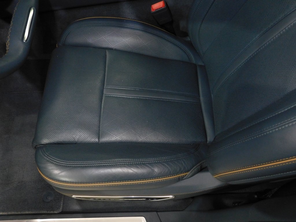 Jeep Grand Wagoneer Series II 4WD 2022