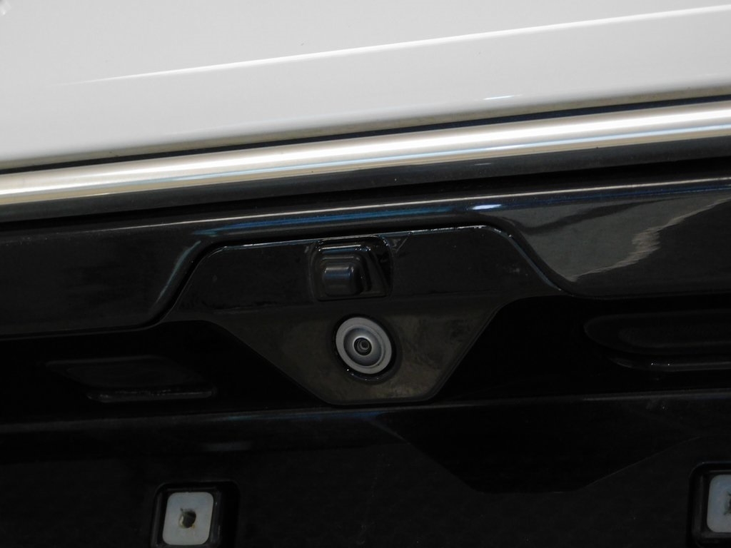 Jeep Grand Wagoneer Series II 4WD 2022