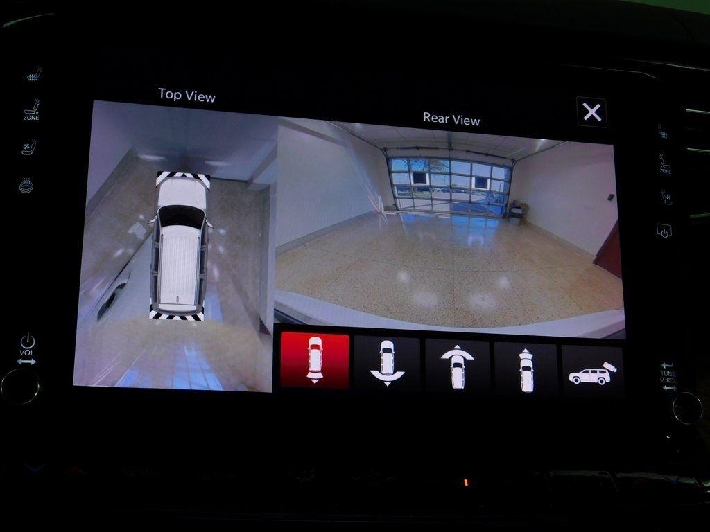 Jeep Grand Wagoneer Series II 4WD 2022