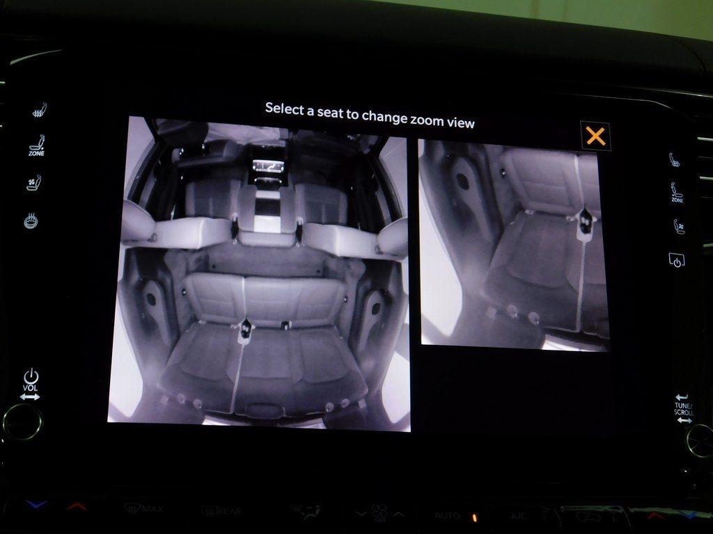 Jeep Grand Wagoneer Series II 4WD 2022