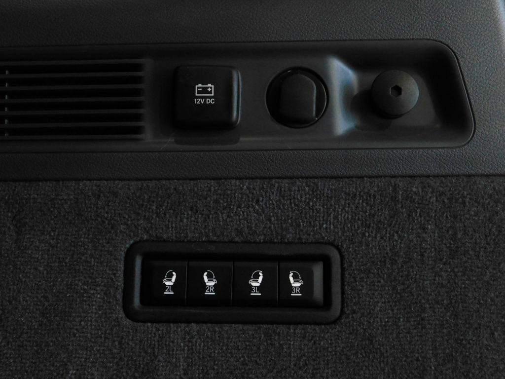 Jeep Grand Wagoneer Series II 4WD 2022