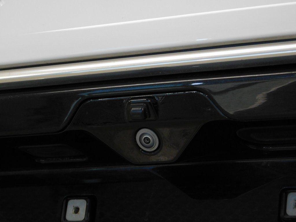 Jeep Grand Wagoneer Series II 4WD 2022