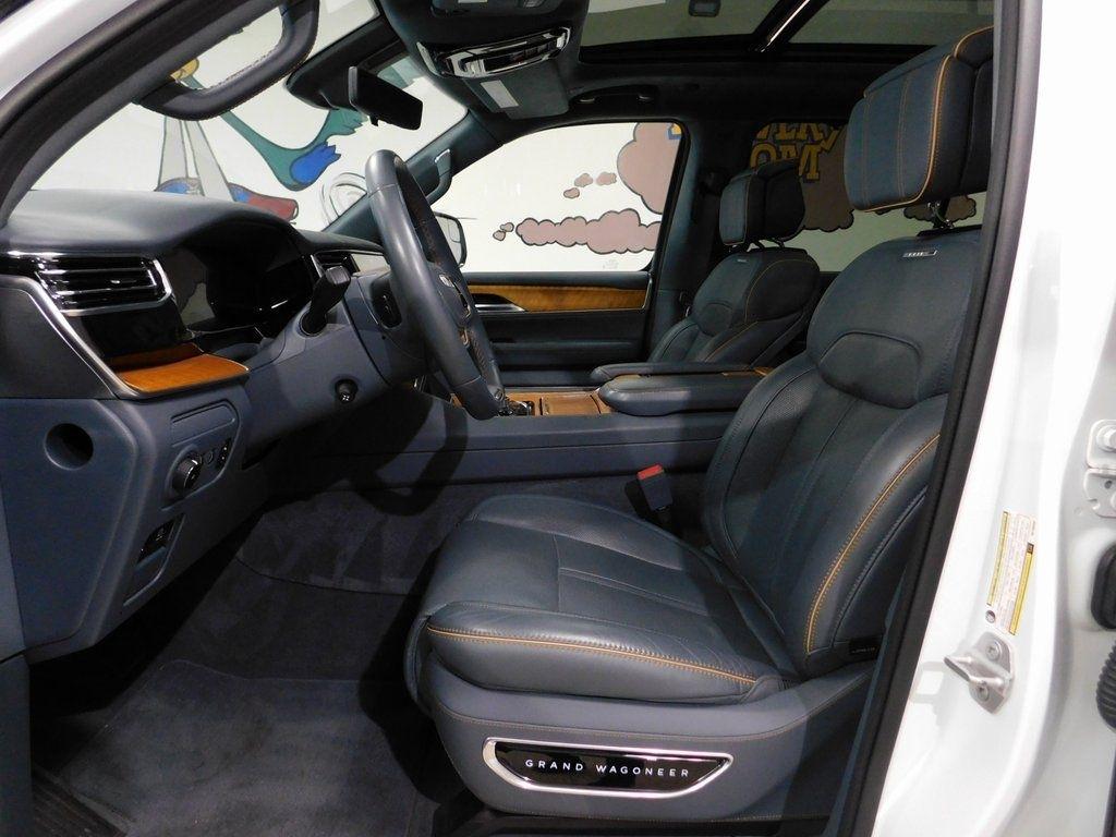 Jeep Grand Wagoneer Series II 4WD 2022