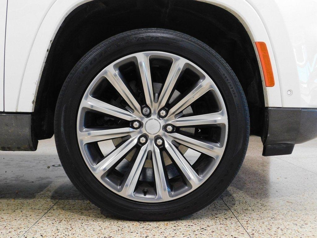 Jeep Grand Wagoneer Series II 4WD 2022