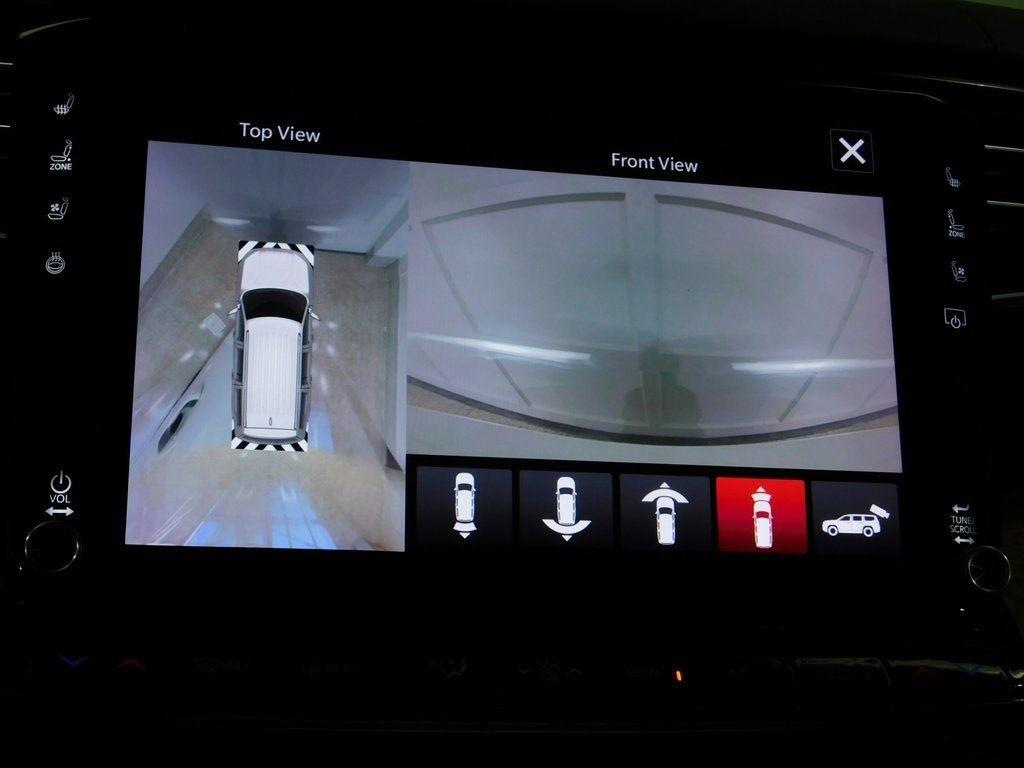 Jeep Grand Wagoneer Series II 4WD 2022