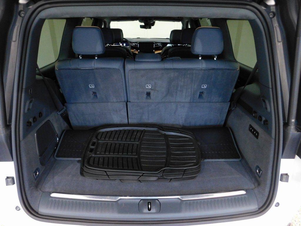 Jeep Grand Wagoneer Series II 4WD 2022