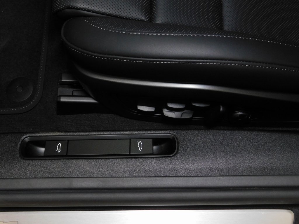 Porsche 911 Carrera S Coupe 2025