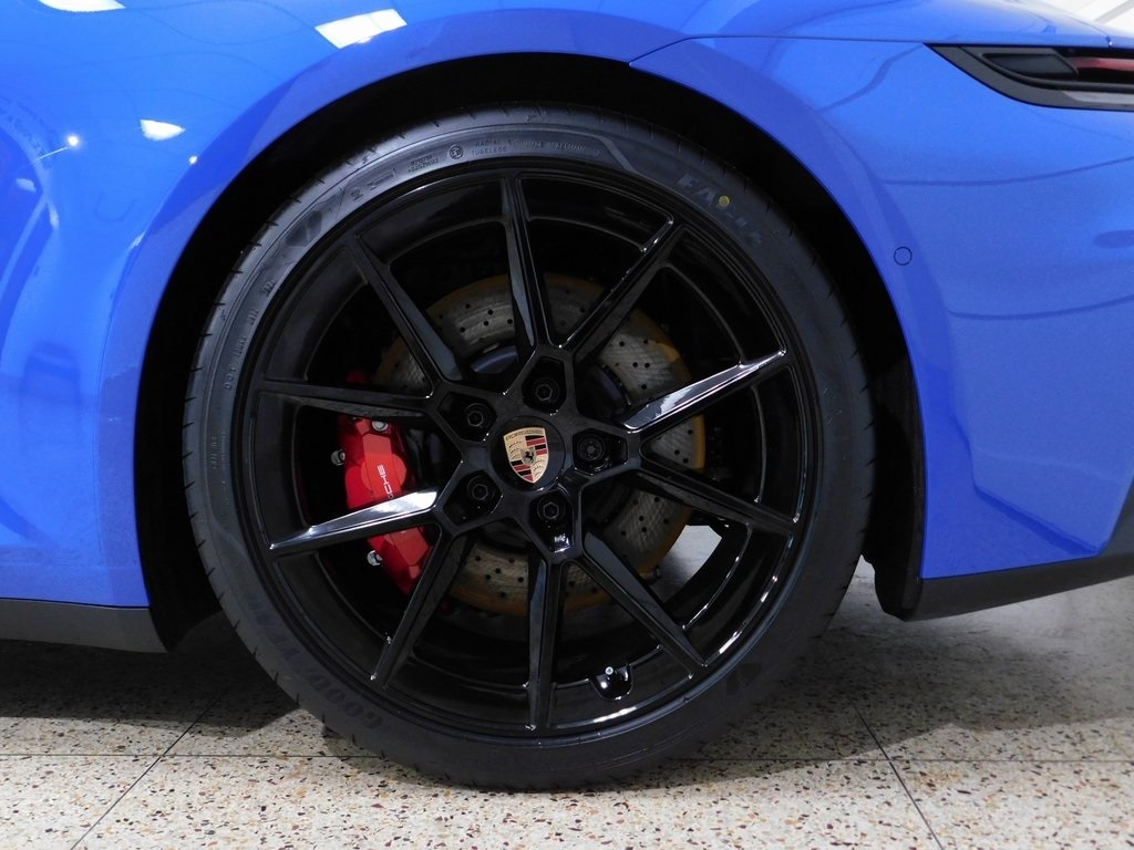 Porsche 911 Carrera S Coupe 2025