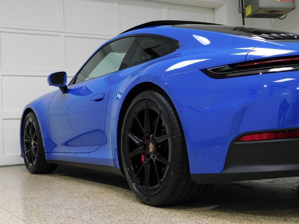 Porsche 911 Carrera S Coupe 2025