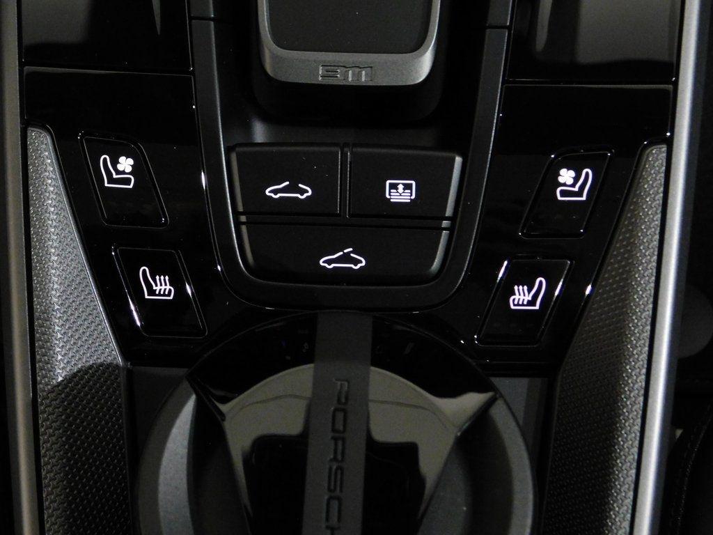 Porsche 911 Carrera S Coupe 2025