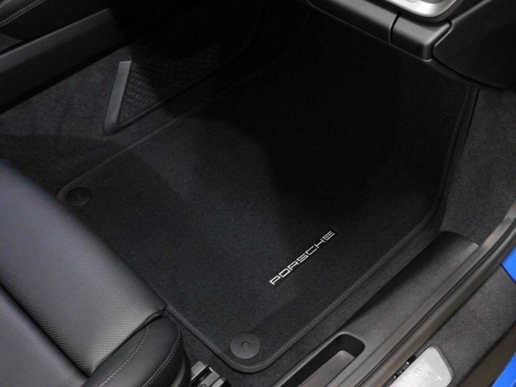 Porsche 911 Carrera S Coupe 2025