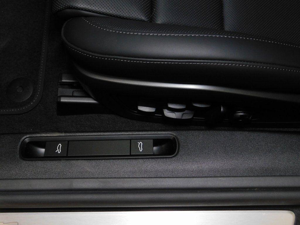 Porsche 911 Carrera S Coupe 2025