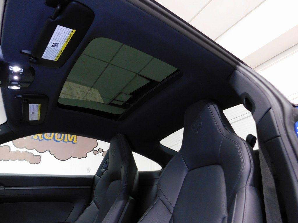 Porsche 911 Carrera S Coupe 2025