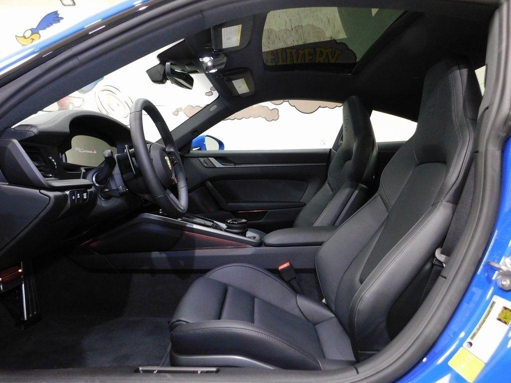 Porsche 911 Carrera S Coupe 2025