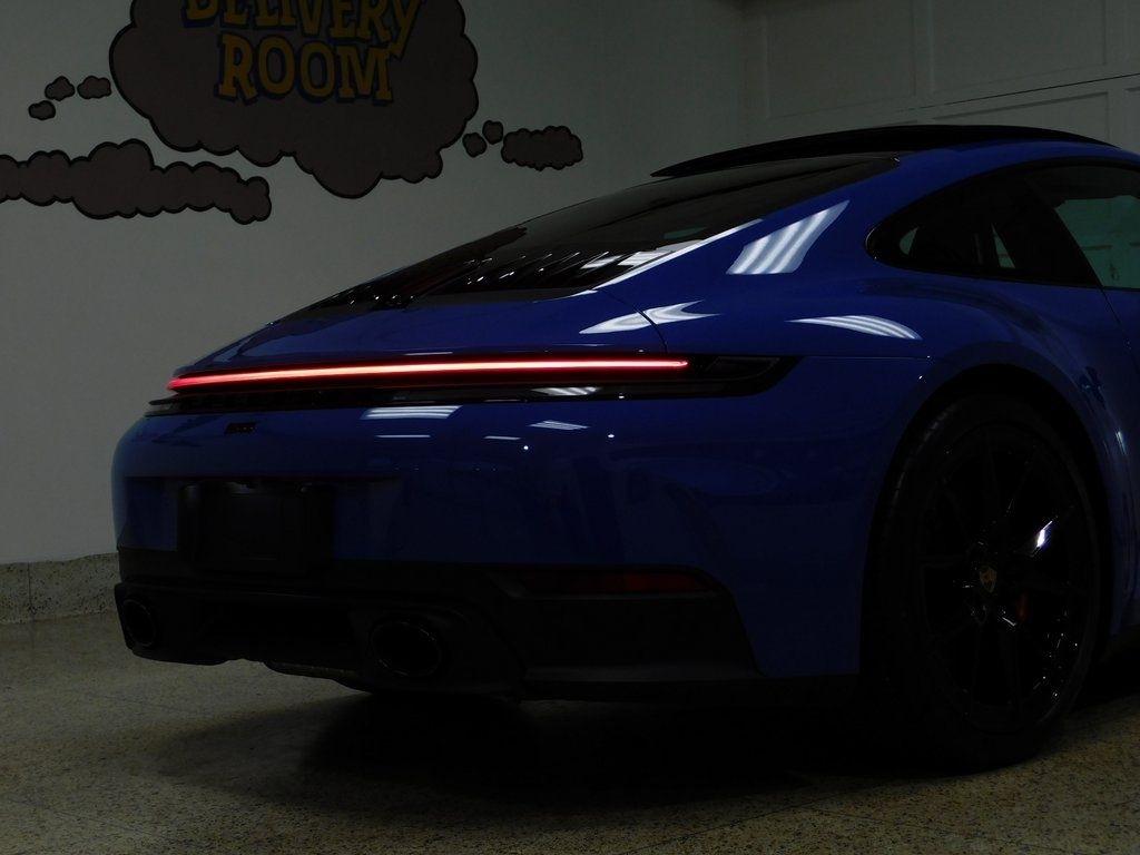 Porsche 911 Carrera S Coupe 2025