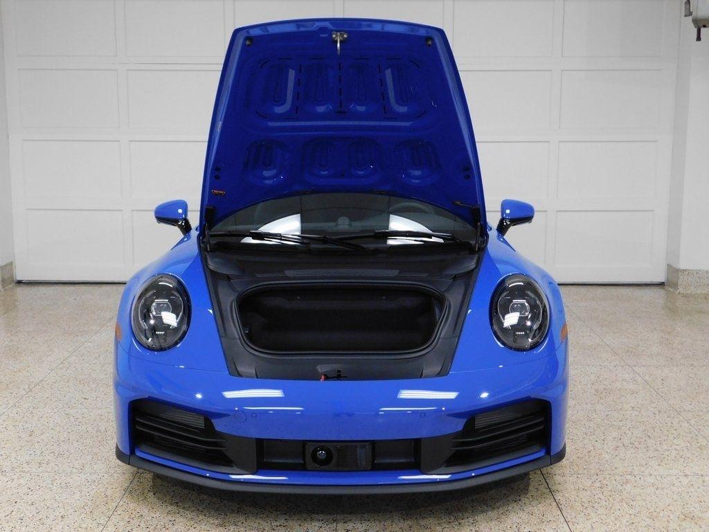 Porsche 911 Carrera S Coupe 2025