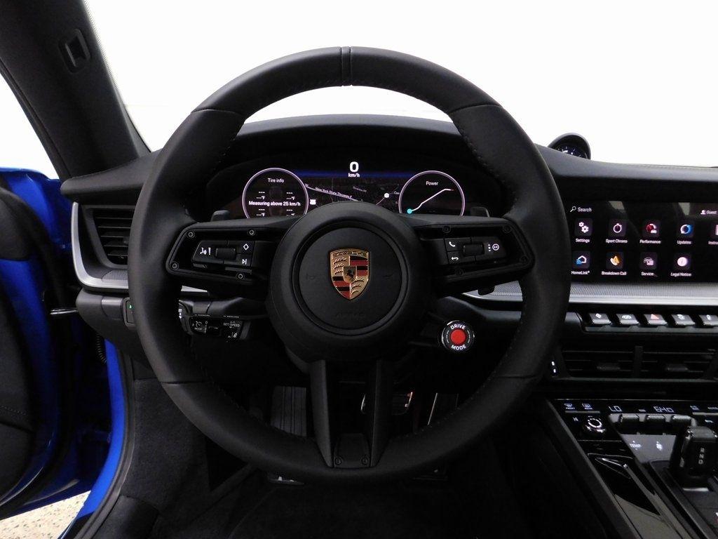 Porsche 911 Carrera S Coupe 2025