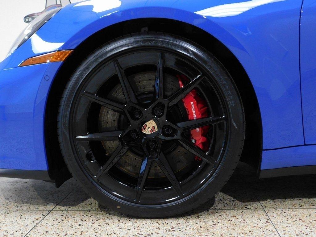 Porsche 911 Carrera S Coupe 2025