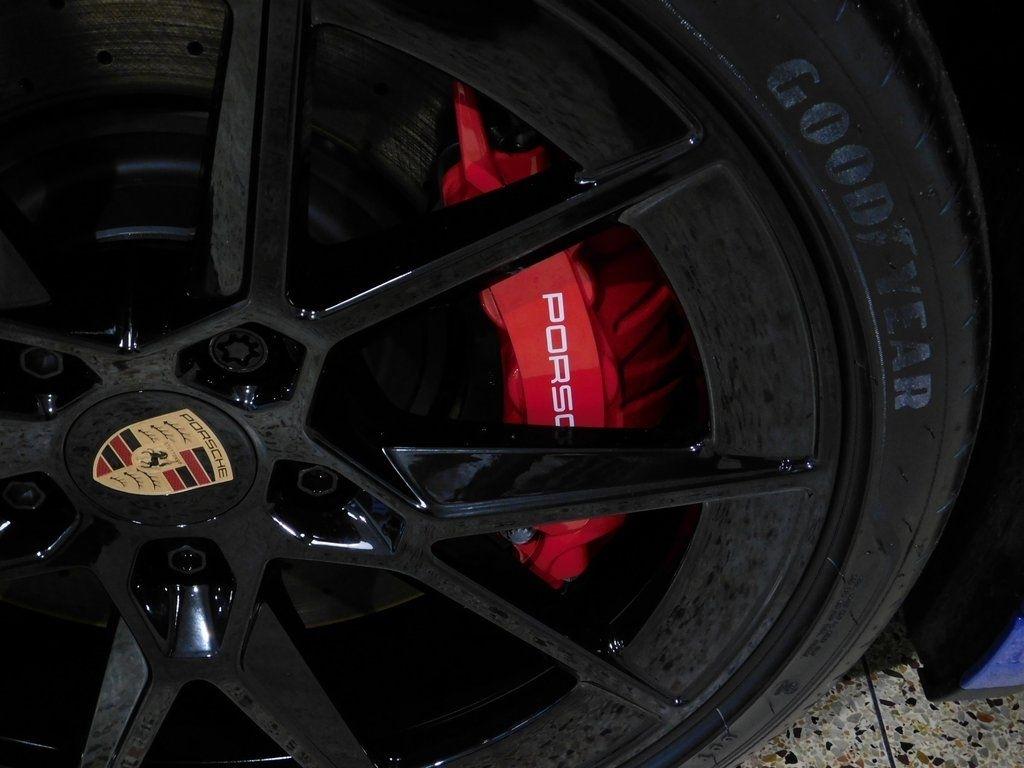 Porsche 911 Carrera S Coupe 2025