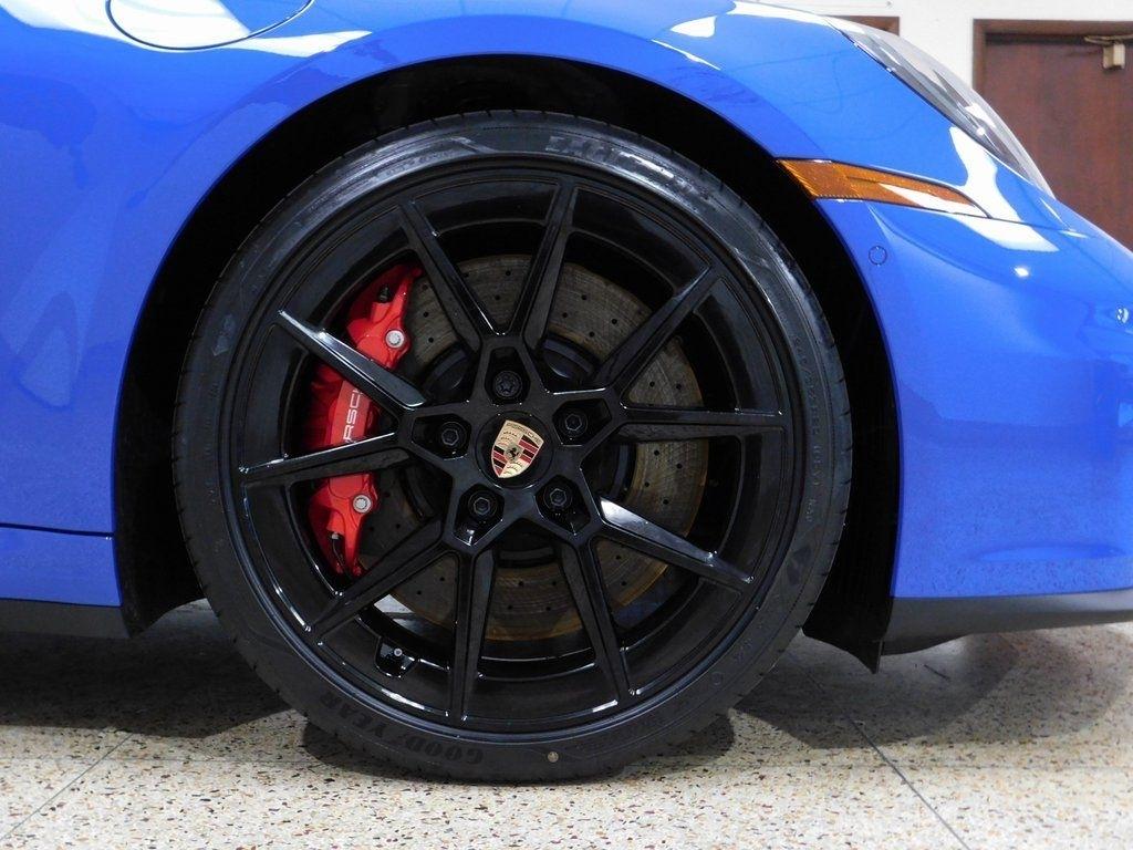 Porsche 911 Carrera S Coupe 2025