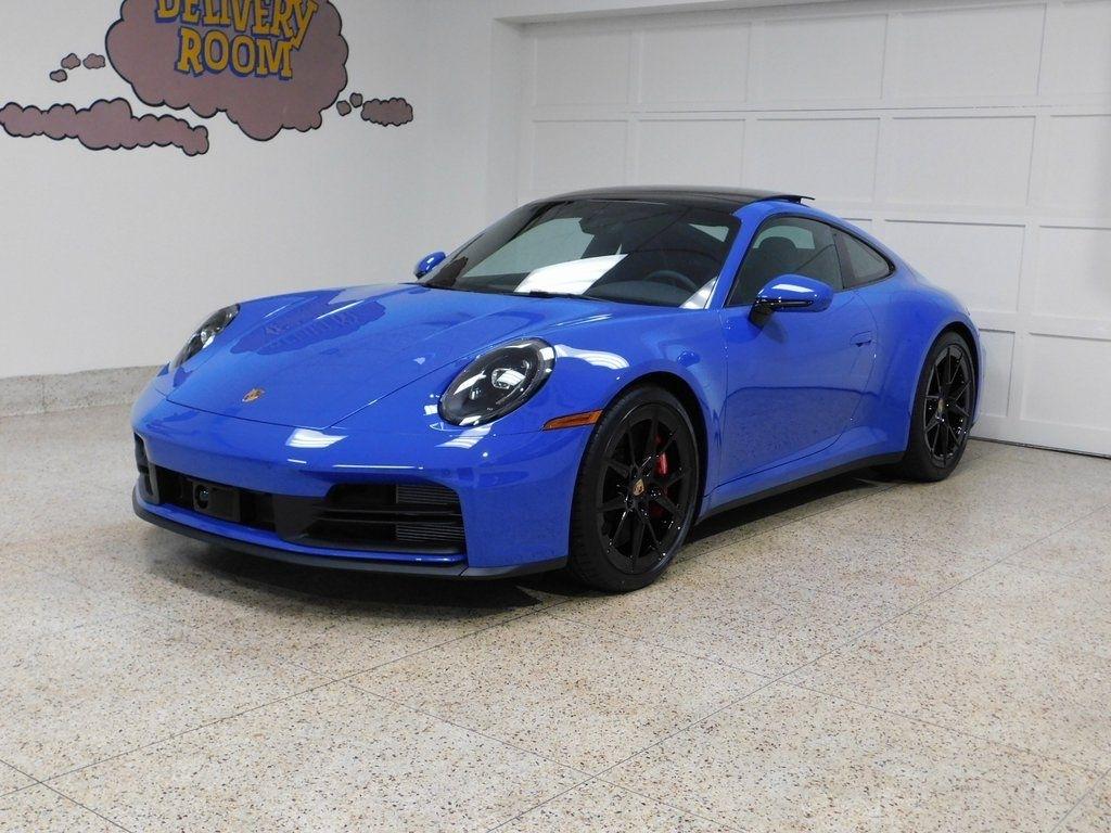 Porsche 911 Carrera S Coupe 2025