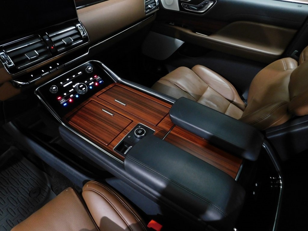 Lincoln Navigator L Reserve 2024