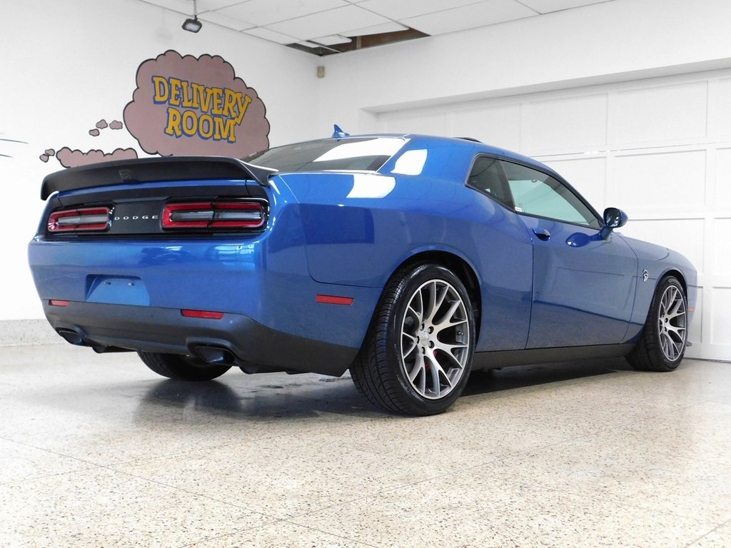Dodge Challenger SRT Hellcat 2020
